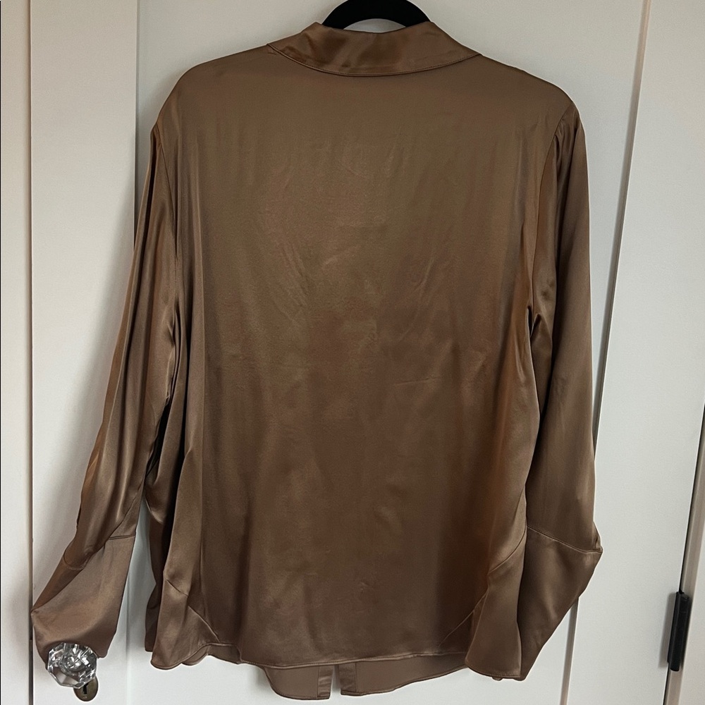 🕶️New Banana Republic- 100% Silk Stretch Blouse XL Brown Bronze - Picture 7 of 8